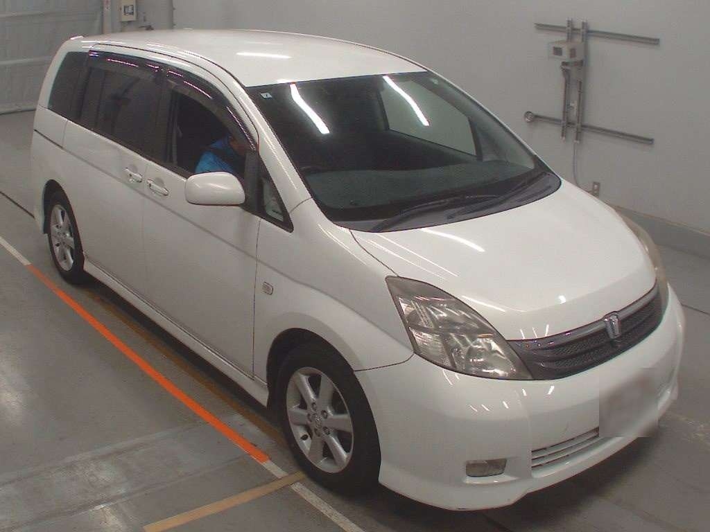 TOYOTA ISIS