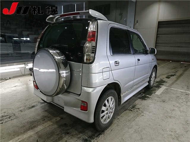 DAIHATSU TERIOS KID