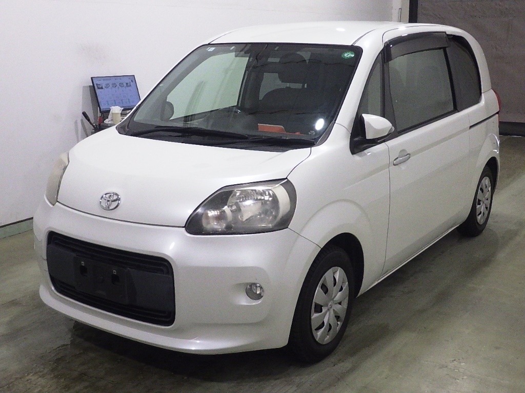 TOYOTA PORTE