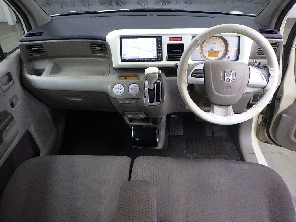 HONDA LIFE