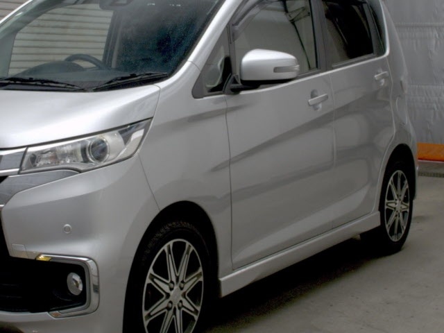 MITSUBISHI EK CUSTOM