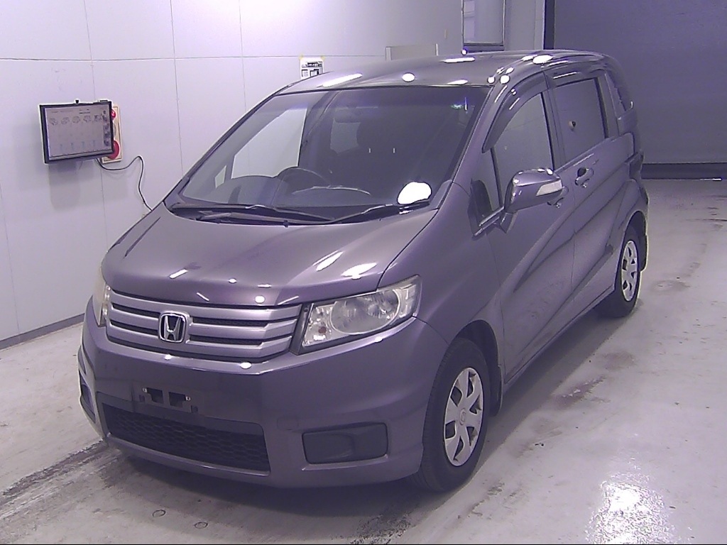 HONDA FREED SPIKE