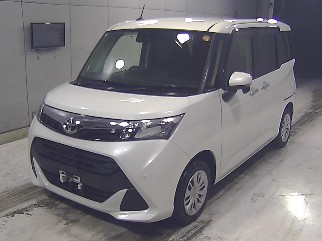 TOYOTA TANK
