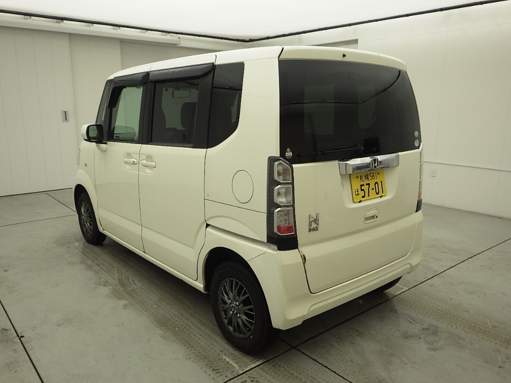 HONDA N-BOX