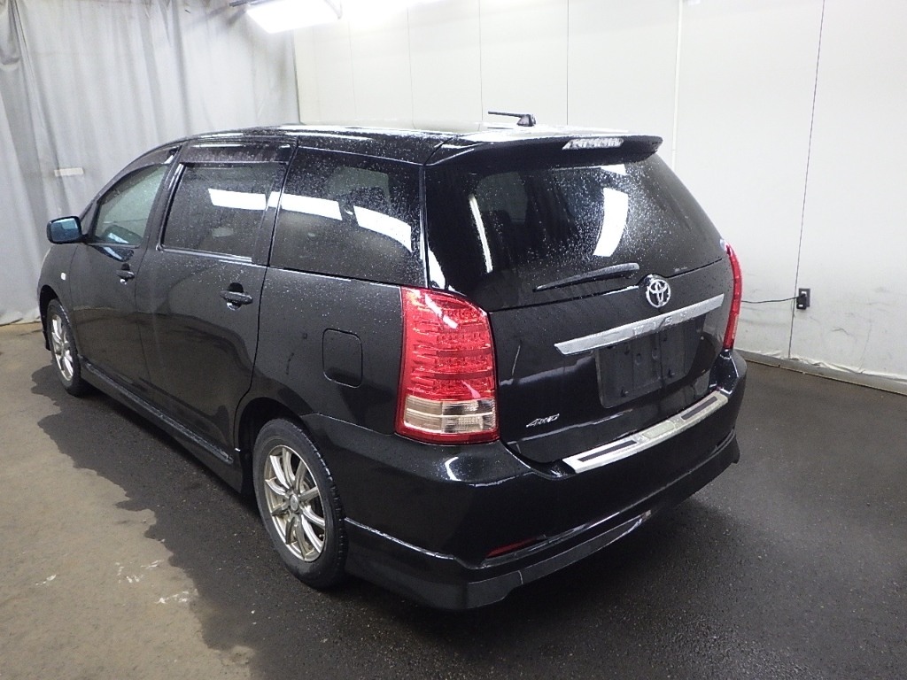 TOYOTA WISH