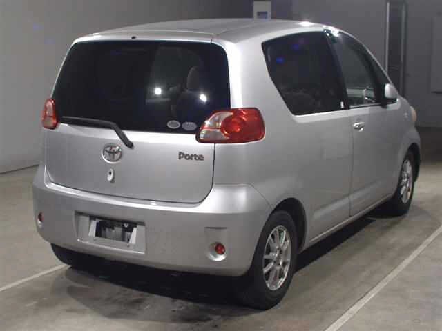 TOYOTA PORTE