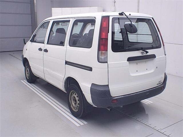TOYOTA TOWN ACE