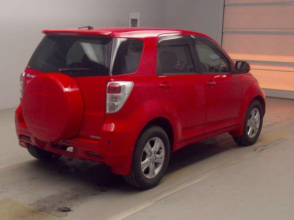 TOYOTA RUSH