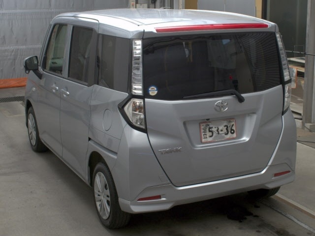 TOYOTA TANK
