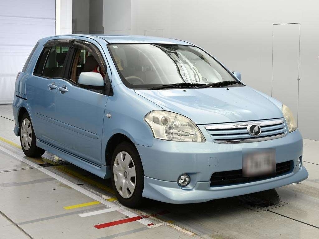 TOYOTA RAUM