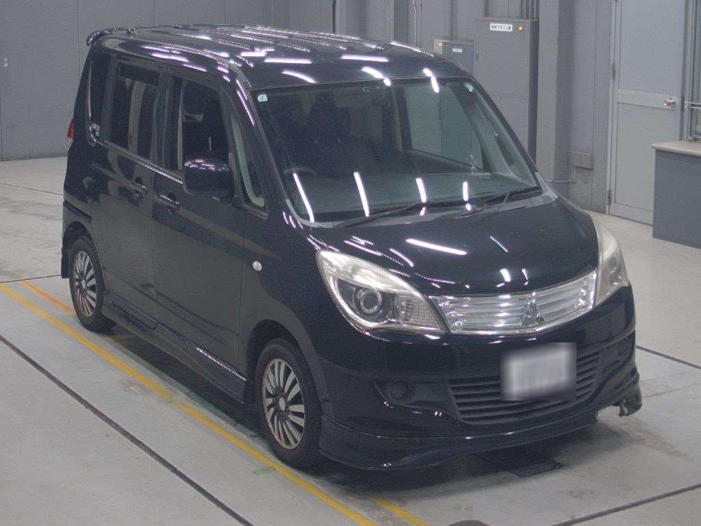 MITSUBISHI DELICA D:2