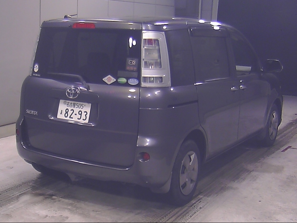 TOYOTA SIENTA