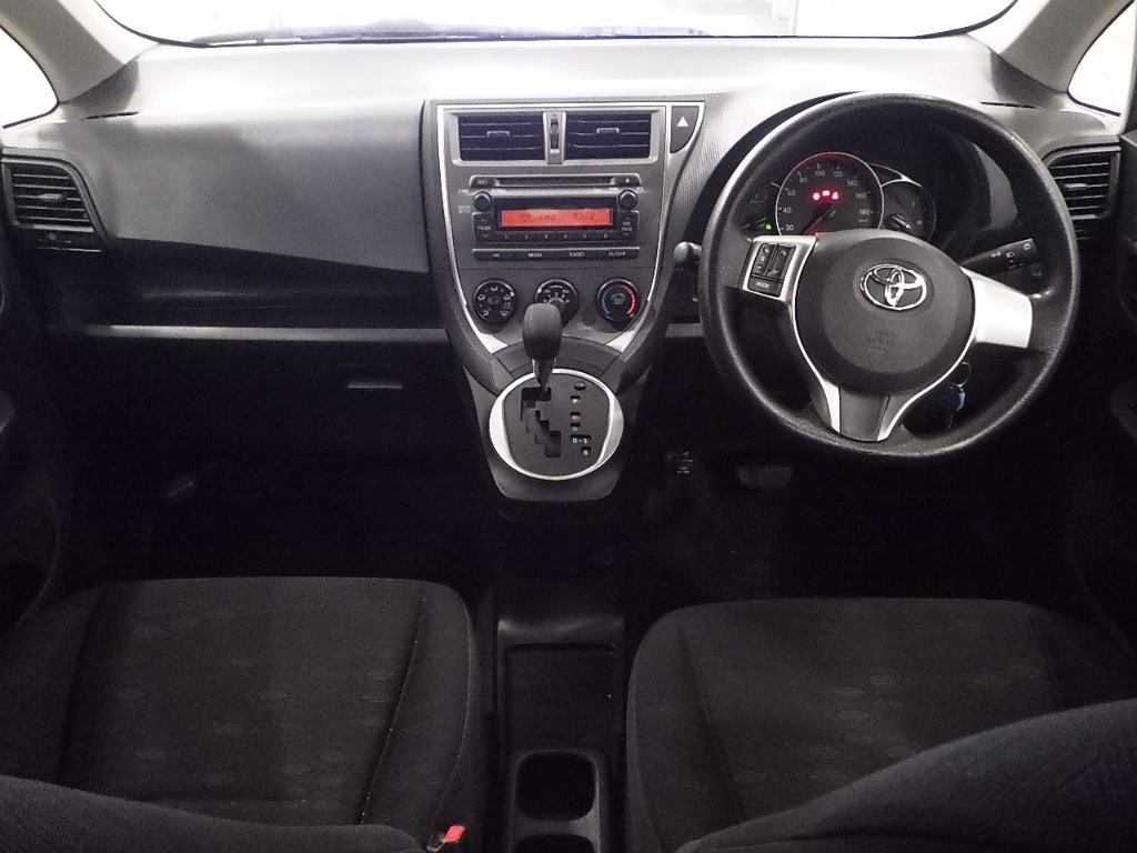 TOYOTA RACTIS