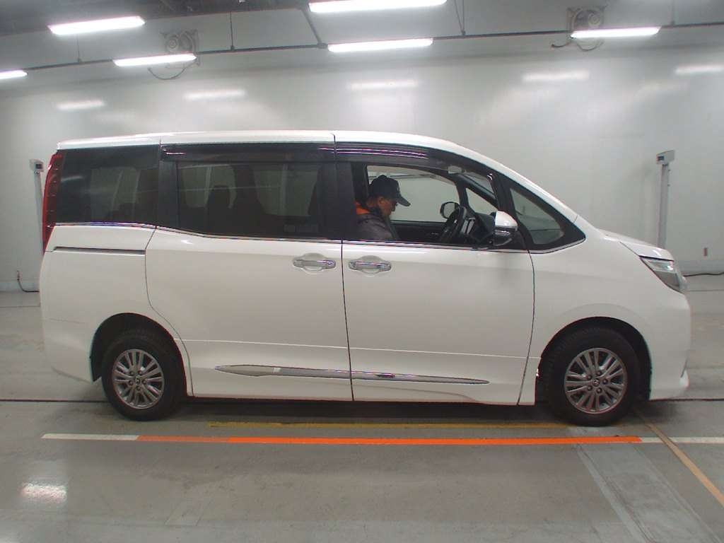 TOYOTA ESQUIRE