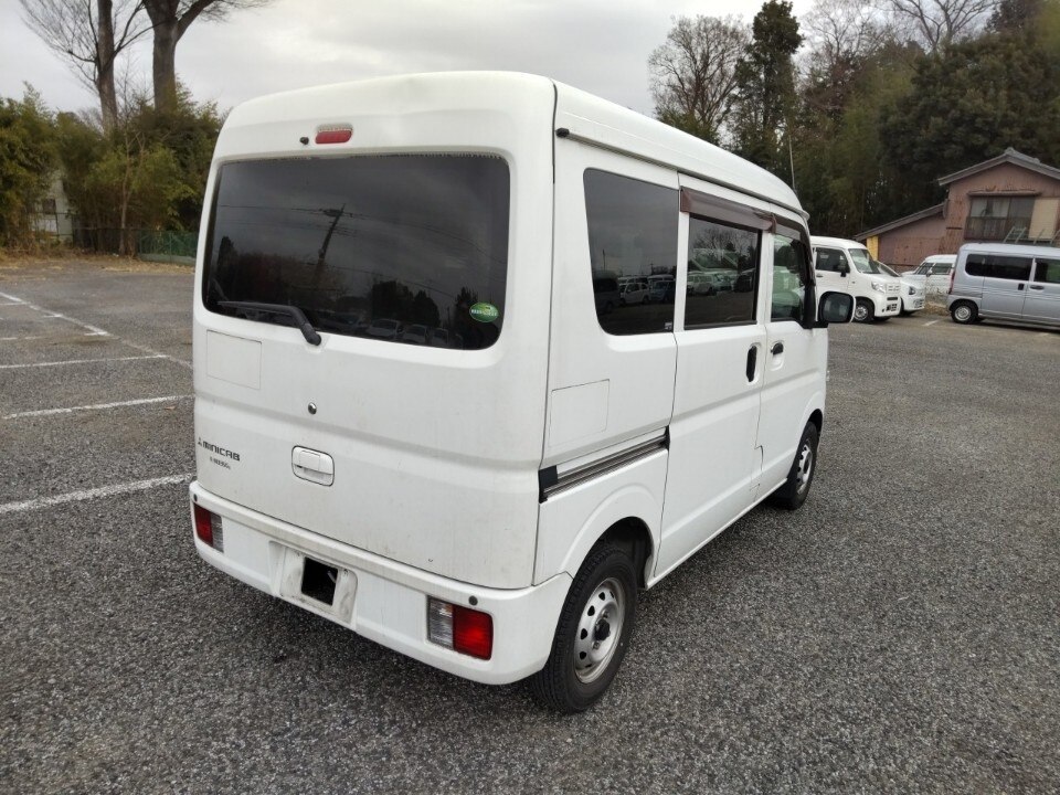 MITSUBISHI MINICAB