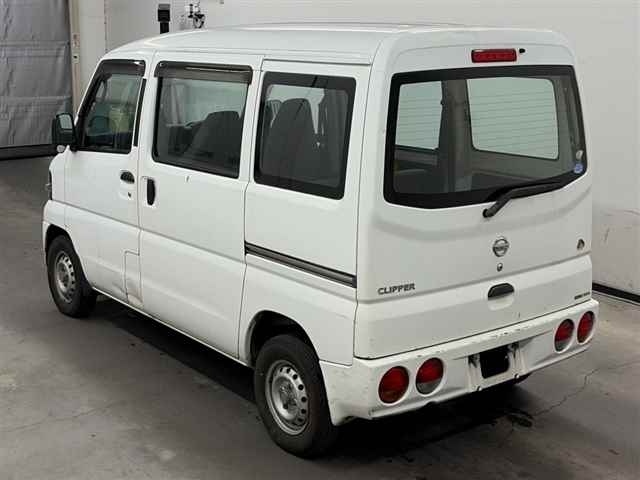 NISSAN NV100 CLIPPER
