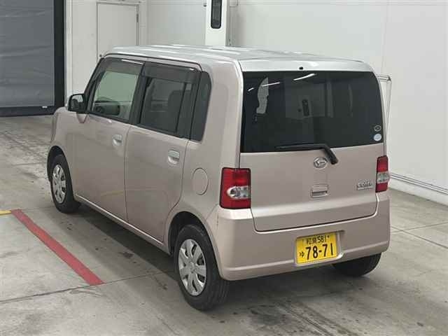 DAIHATSU MOVE CONTE