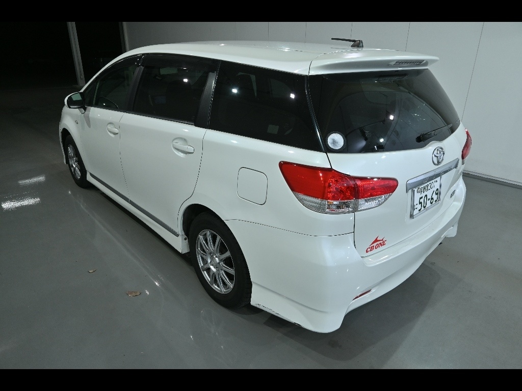 TOYOTA WISH