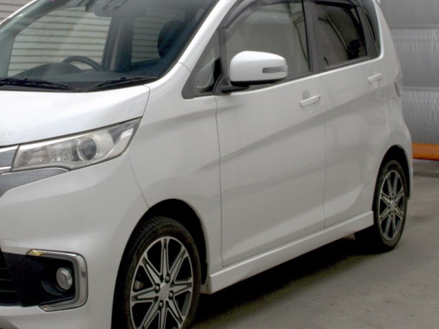 MITSUBISHI EK CUSTOM
