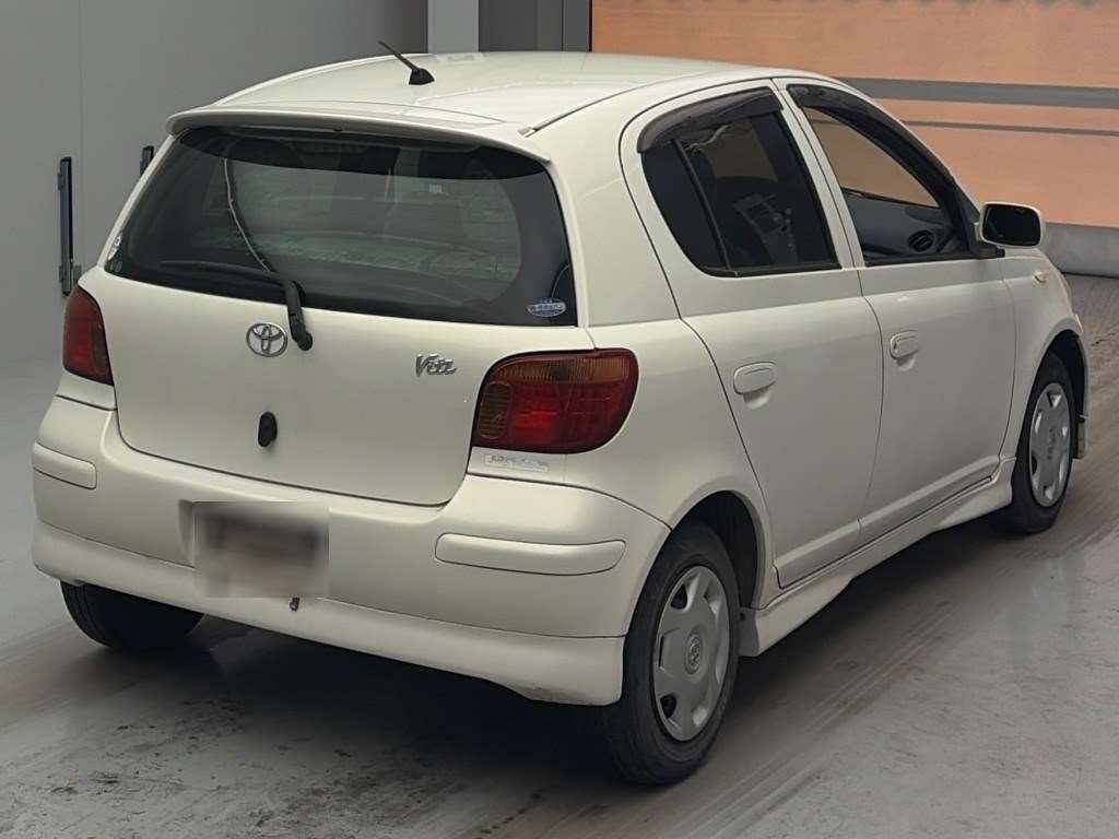 TOYOTA VITZ