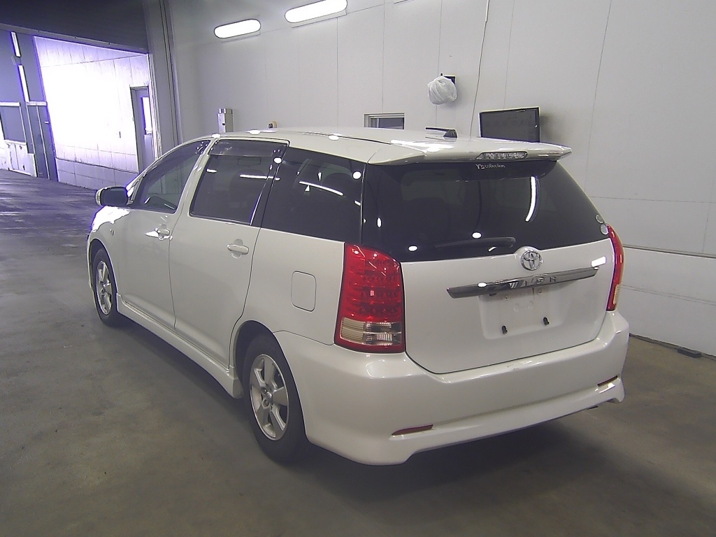TOYOTA WISH