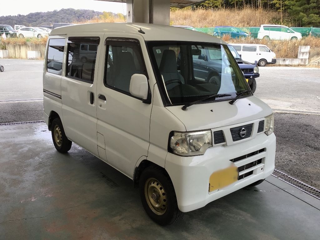 NISSAN NV100 CLIPPER