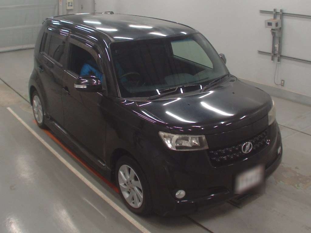 TOYOTA BB