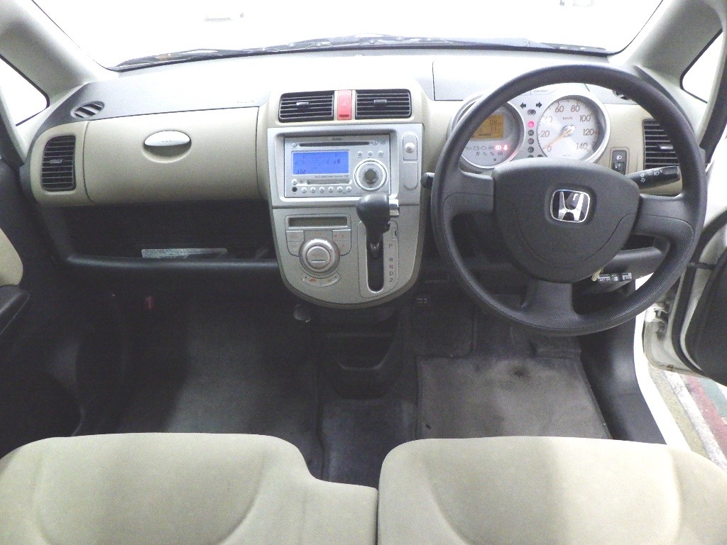 HONDA LIFE