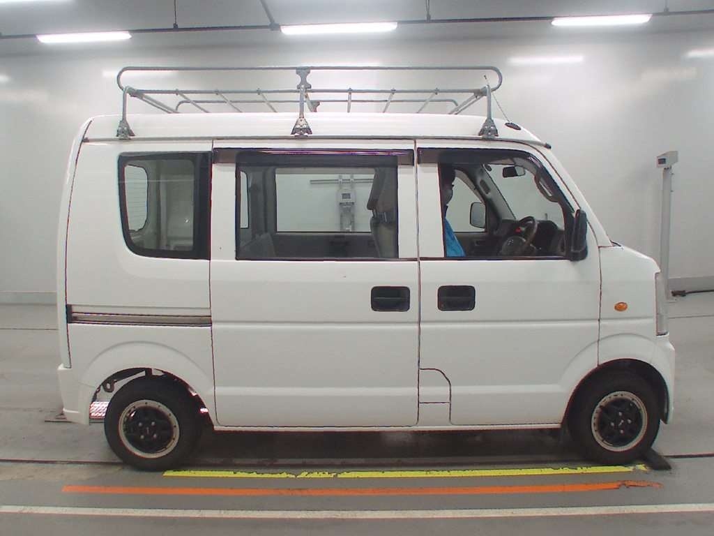 NISSAN NV100 CLIPPER