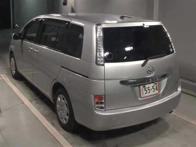TOYOTA ISIS