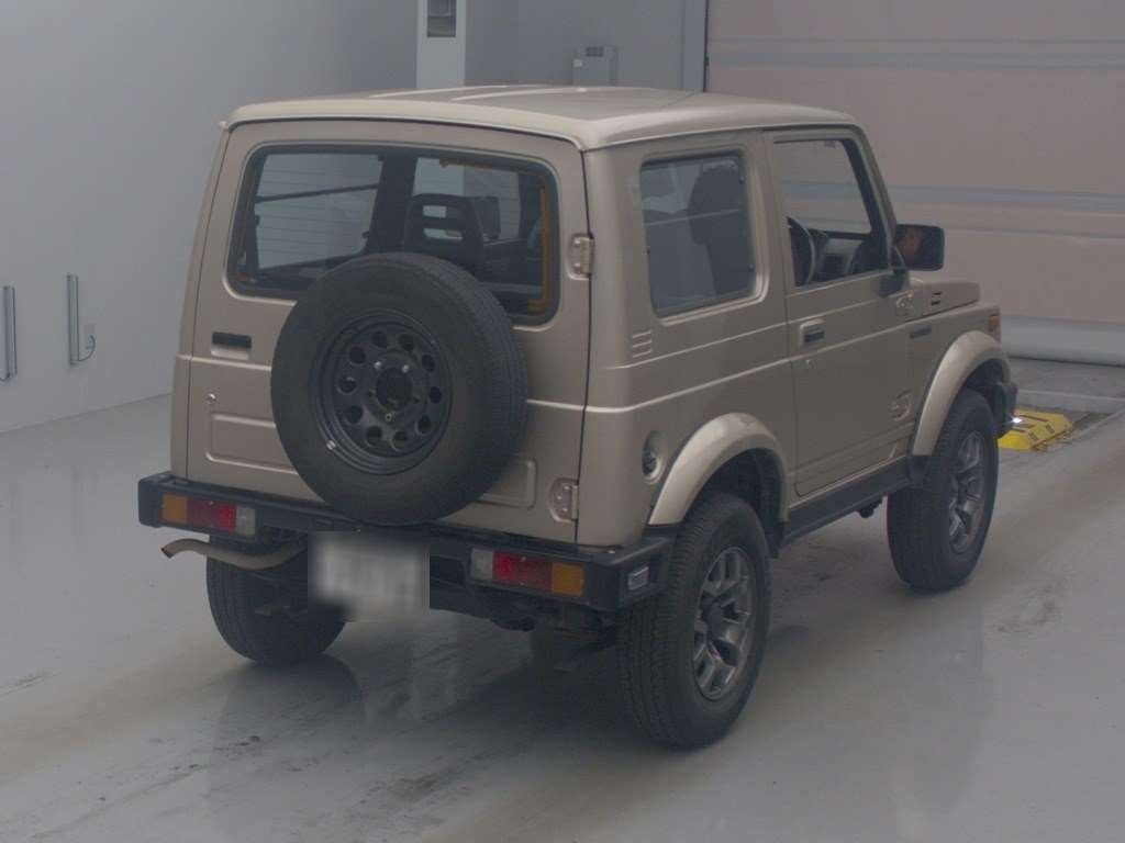 SUZUKI JIMNY SIERRA