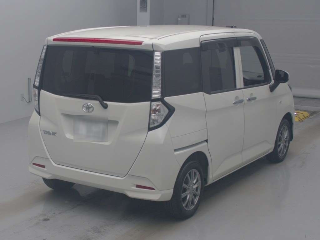 TOYOTA TANK