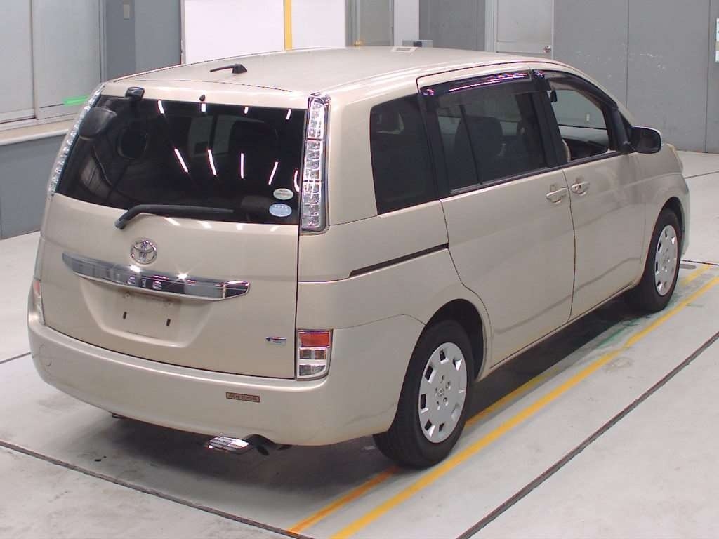 TOYOTA ISIS