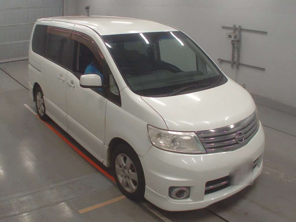 NISSAN SERENA