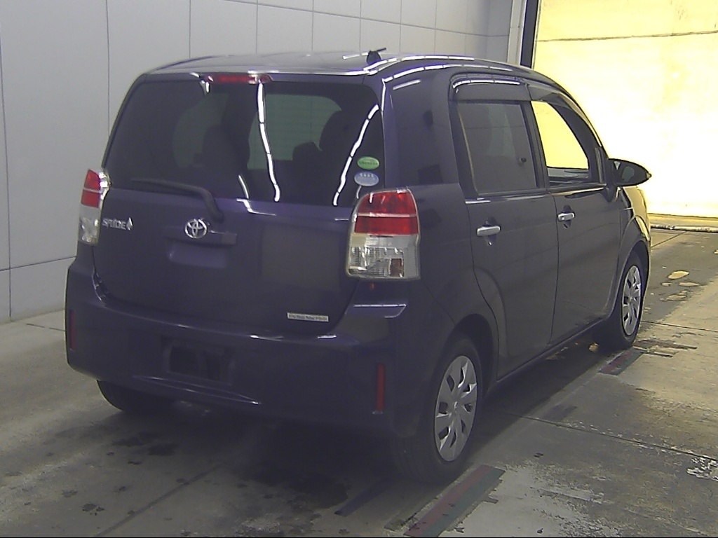 TOYOTA SPADE