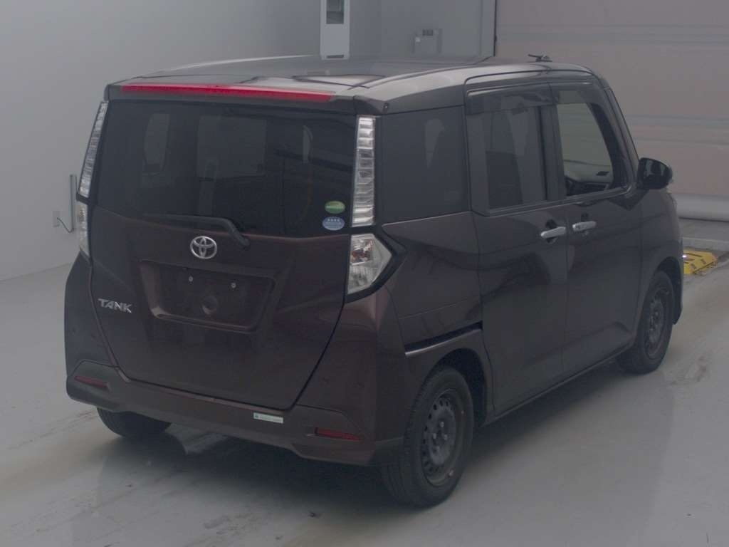 TOYOTA TANK