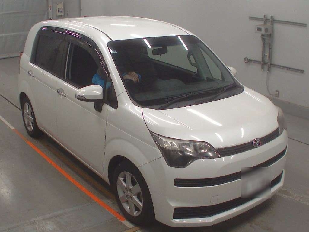 TOYOTA SPADE
