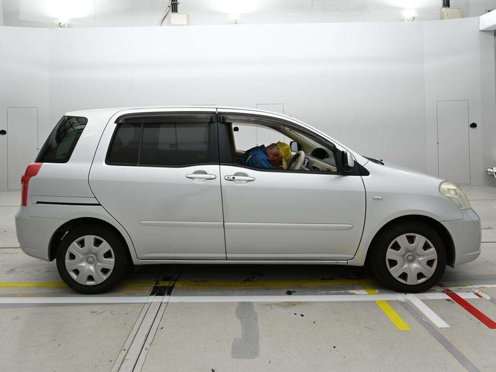 TOYOTA RAUM