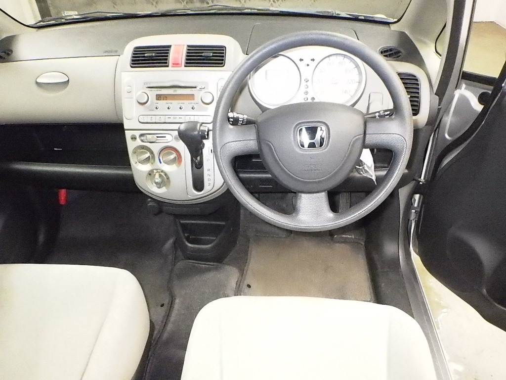 HONDA LIFE