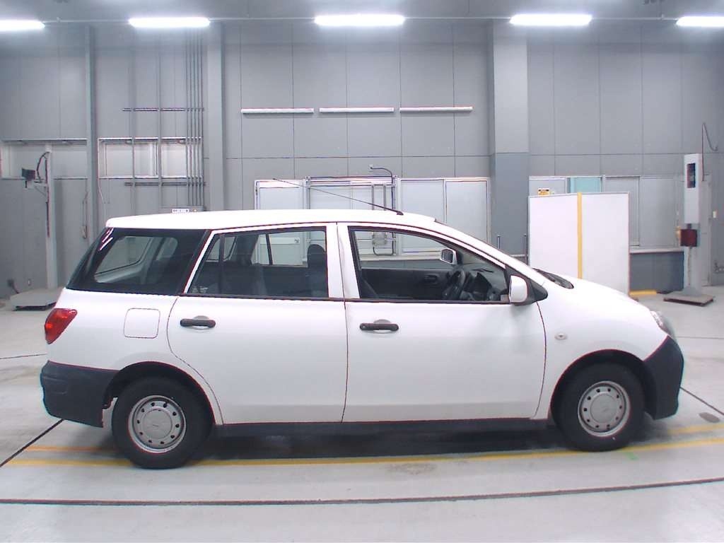NISSAN AD