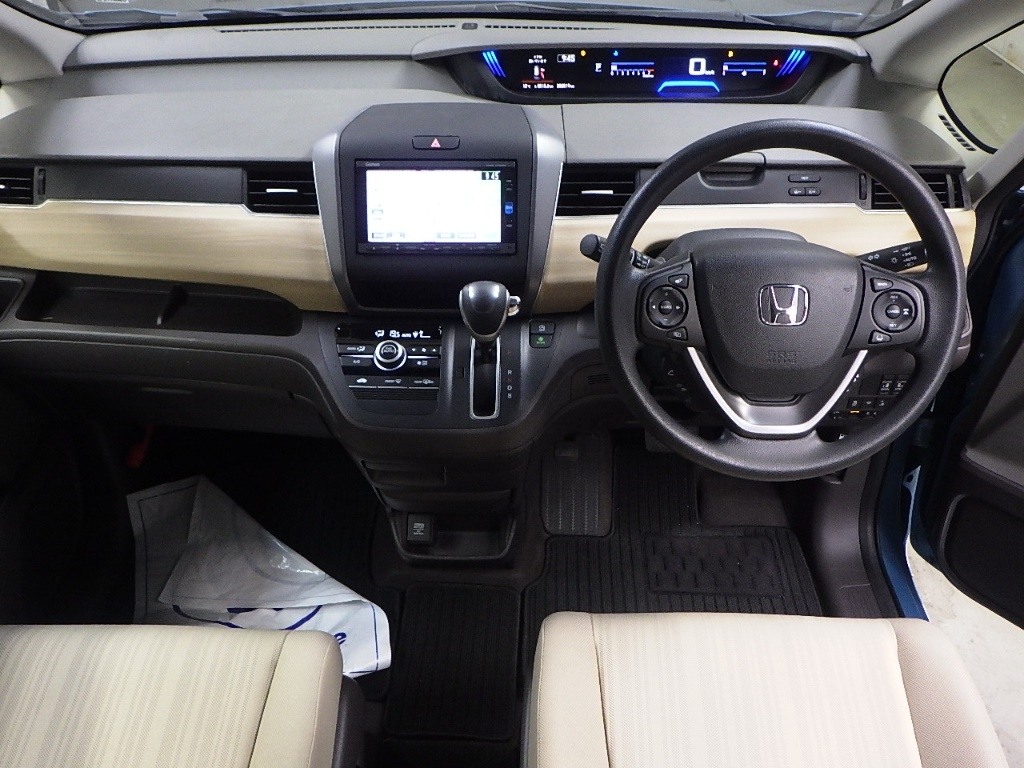 HONDA FREED