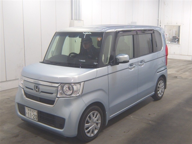 HONDA N-BOX