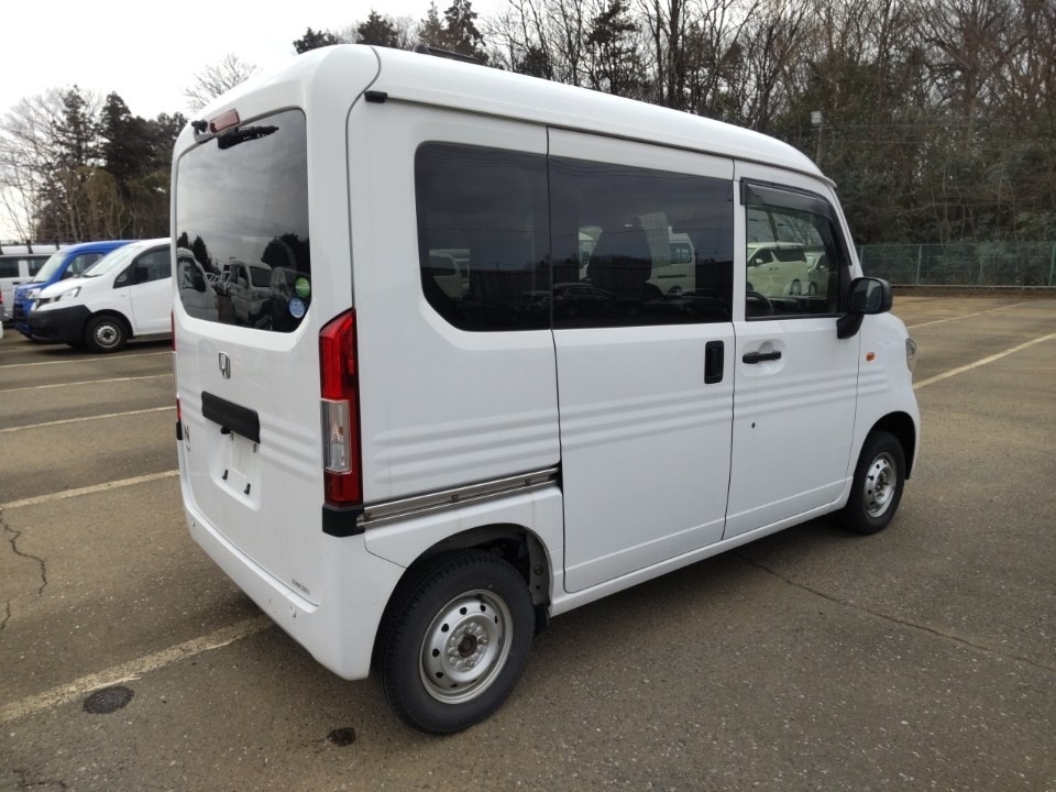 HONDA N-VAN
