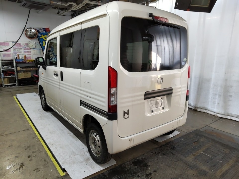 HONDA N-VAN