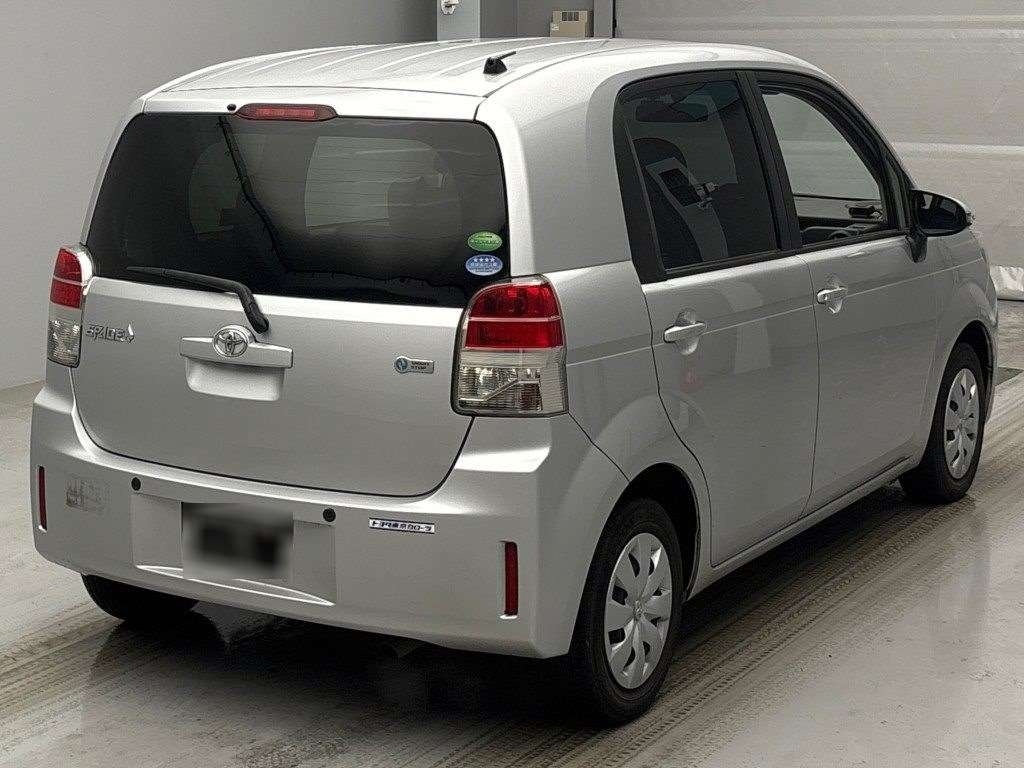 TOYOTA SPADE