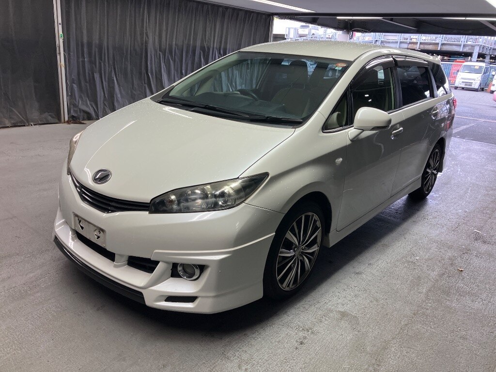 TOYOTA WISH