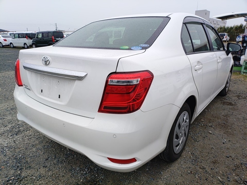 TOYOTA COROLLA AXIO