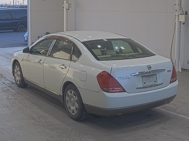 NISSAN TEANA