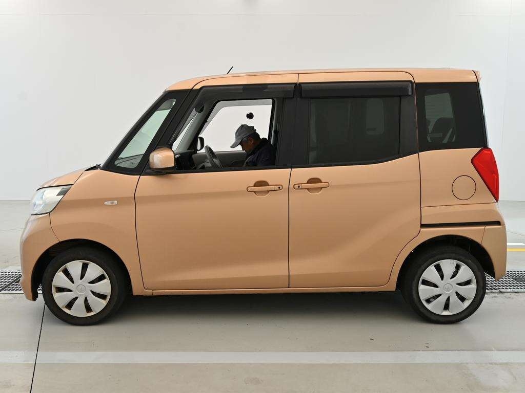 MITSUBISHI EK SPACE