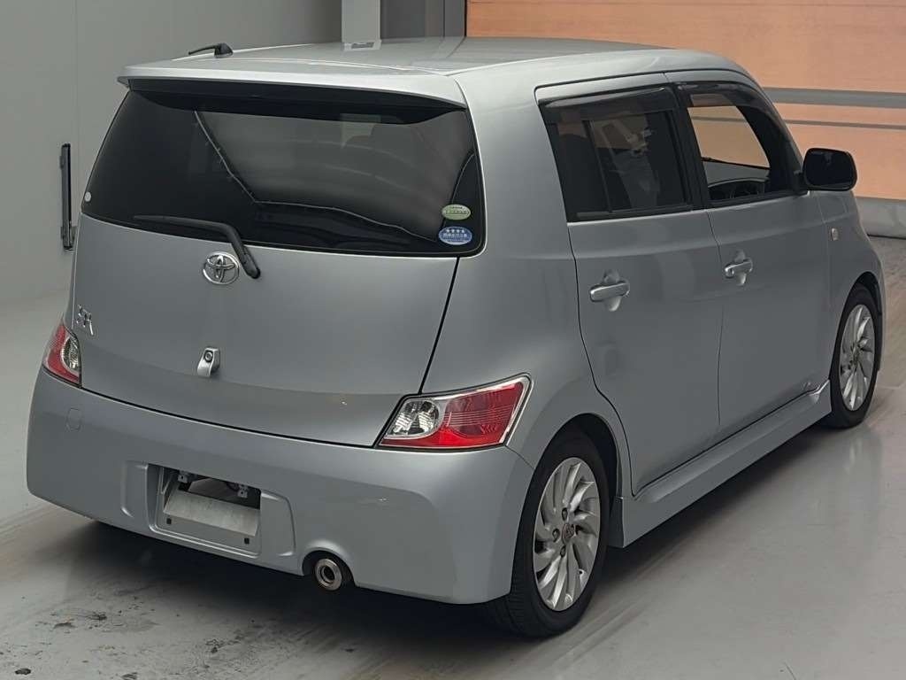 TOYOTA BB